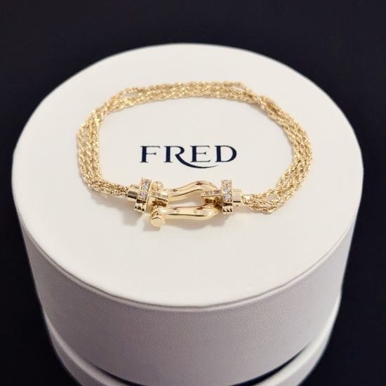 Fred Full Diamond Horseshoe Buckle Bracelet