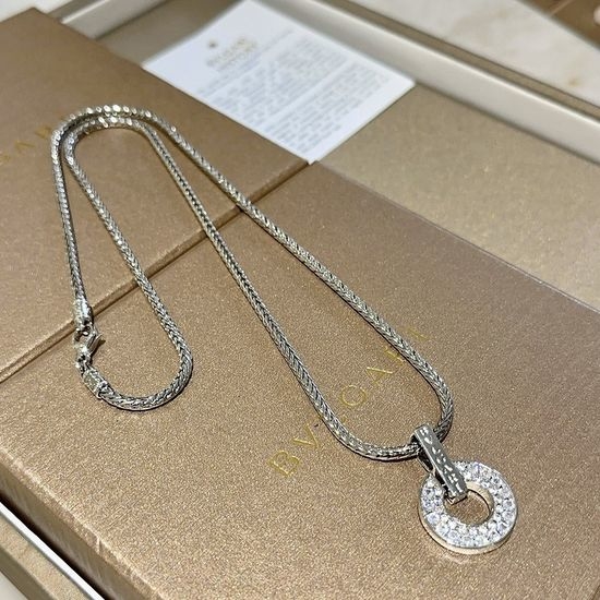 Bvlgari Diamond Inlaid Elegant Adjustable Necklace