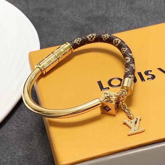 Louis Vuitton LV Leather Magnetic Closure Bangle 14K Gold Plated