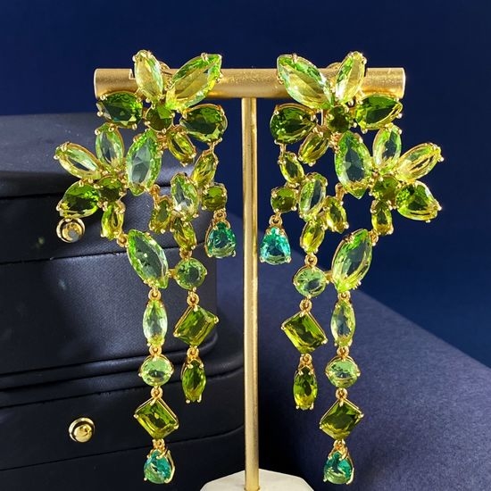 Swarovski Green Zircon Flower Tassel Jewelry Set