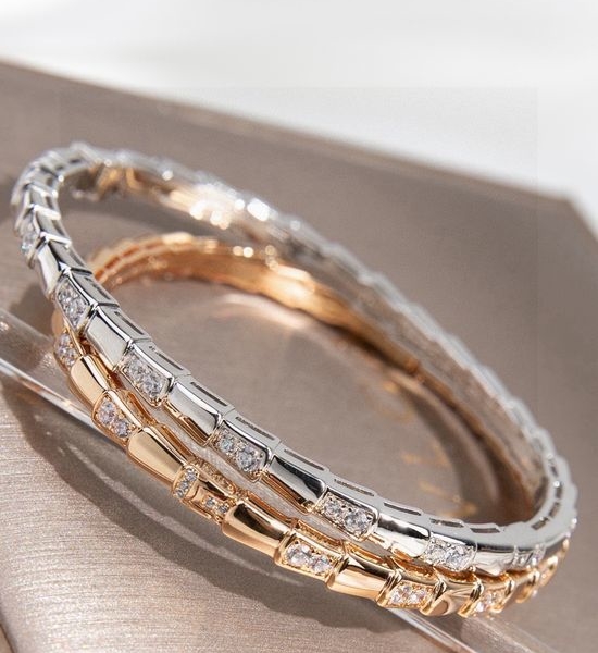 Bvlgari Snake Shape Inlaid Diamond Bracelet