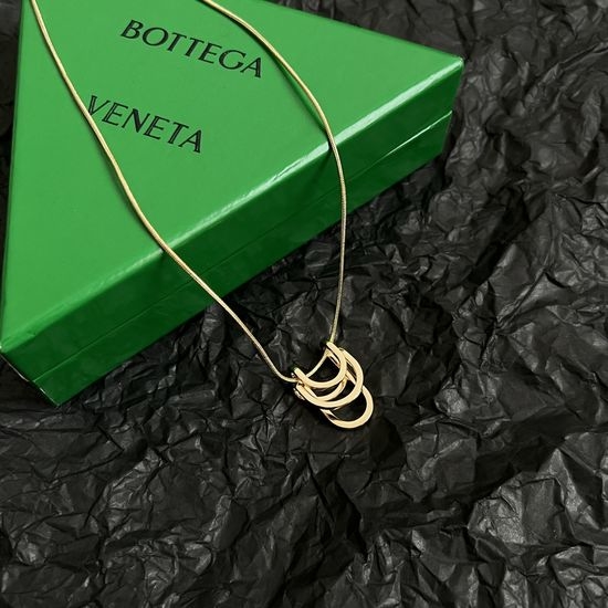 Bottega Veneta BV Modern Textured Metallic Statement Necklace
