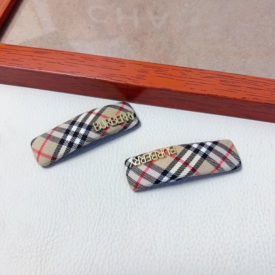 Burberry Classic Plaid BB Hair Clips
