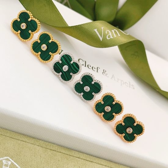Van Cleef & Arpels VCA Green Mother-of-pearl Single Diamond Stud Earrings