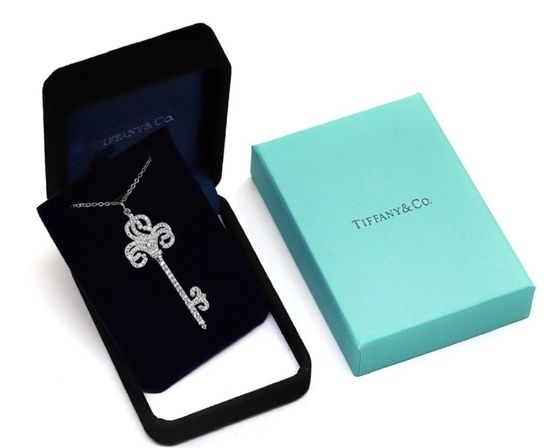 Tiffany & Co. Key Pendant Long Sweater Chain