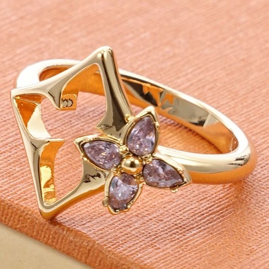 Louis Vuitton LV Vintage Style Premium Quality Ring