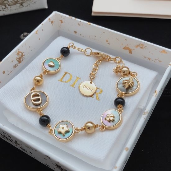 Christian Dior CD Gray Bee Decor Minimalist Chain Bracelet