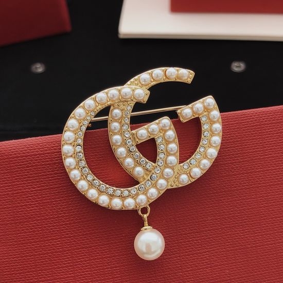 Gucci Seed Bead Brooch Brass Material