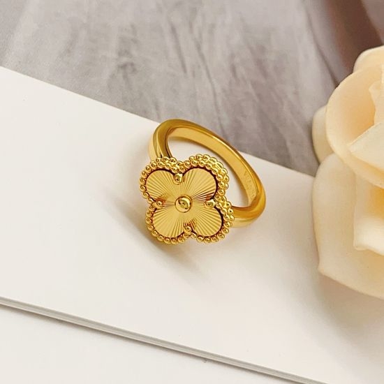 Van Cleef & Arpels VCA Gold Threaded Laser Ring