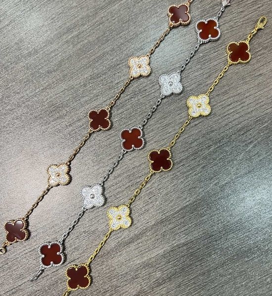 Van Cleef & Arpels VCA Carnelian Diamond Clover Bracelet