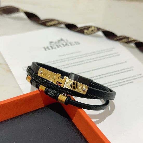 Hermes Handmade Leather Bracelet for Outfits