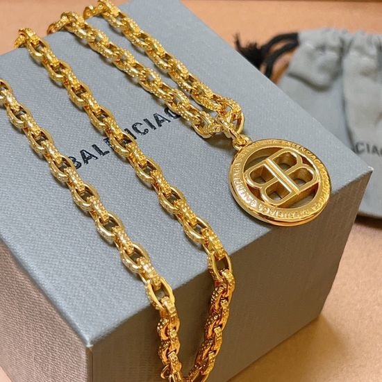 Givenchy Exquisite Gold Style Trendy Necklace