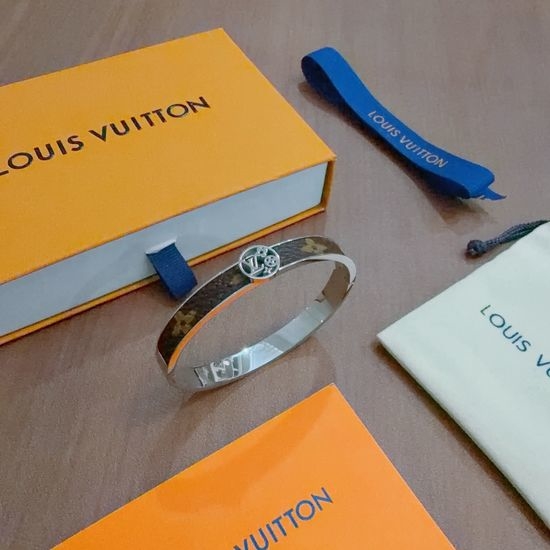Louis Vuitton LV Durable Steel Classic Simple Bracelet
