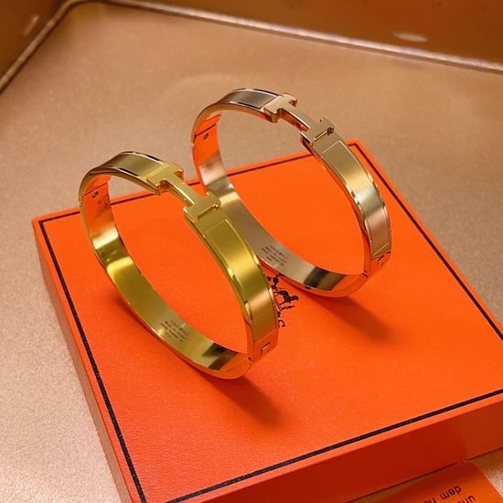 Hermes Minimalist Gold Plated Bracelet