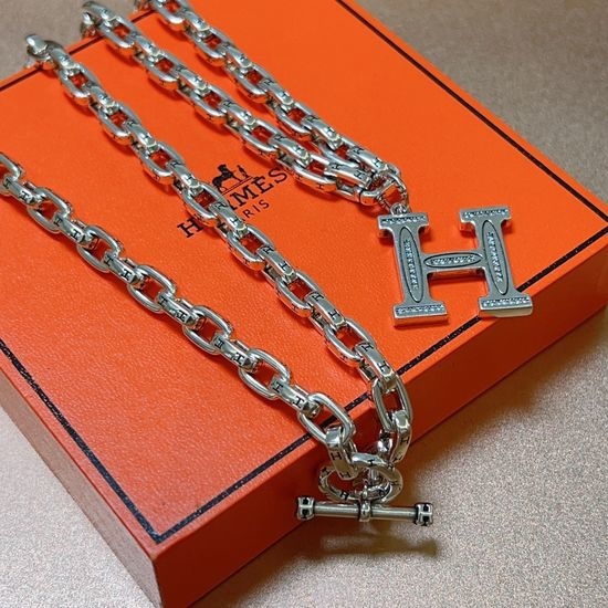 Hermes Pig Nose Shape Pendant Necklace