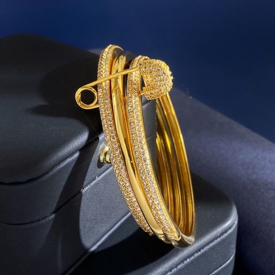 Apm monaco Shining Rhinestone Inlaid C-shaped Bangle