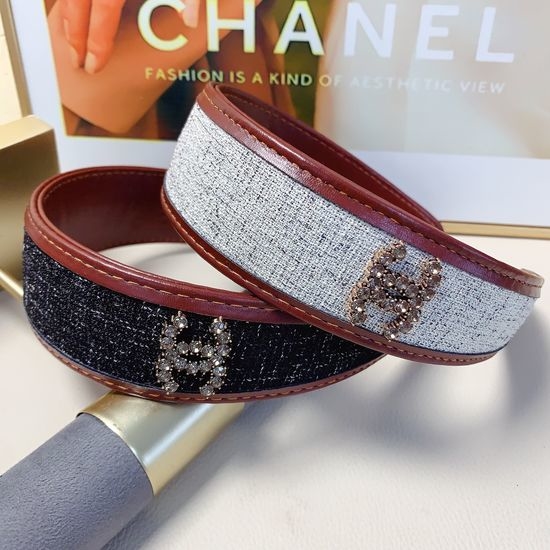 Chanel Wide Leather Hair Hoop Stylish Exquisite Headwear