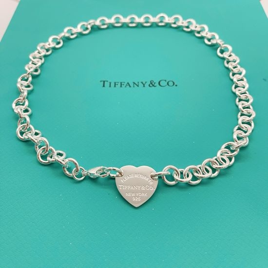 Tiffany & Co. Tiffany Silver Heart-Shaped Pendant Necklace