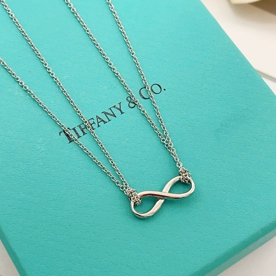 Tiffany & Co. Silver Double Chain Figure 8 Necklace