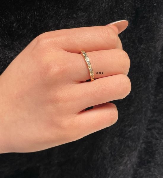 Cartier Half-diamond Inlaid Classic Ring