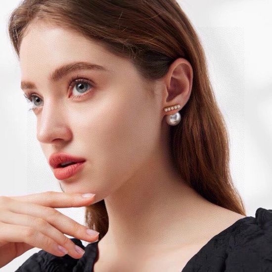 Celine Engraved Pearl Simple Stud Earrings