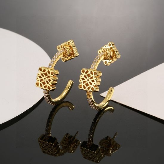 Loewe Diamond Inlaid Floral Stud Earrings