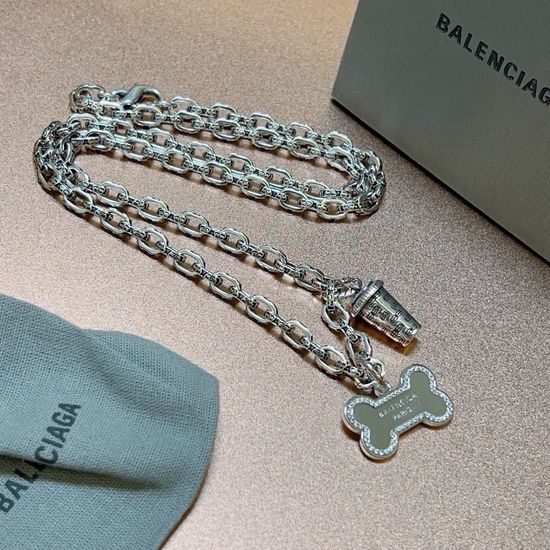 Balenciaga Vintage Style Retro Necklace