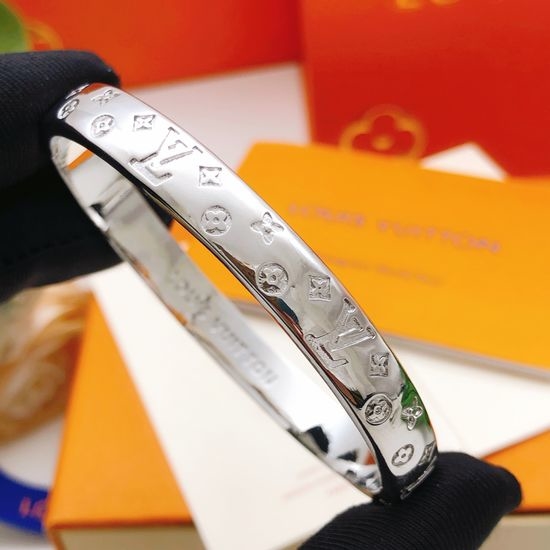 Louis Vuitton LV Polished Silver Tone Bangle