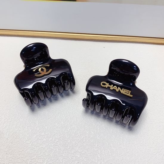 Chanel Classic Logo Hair Claw Clip