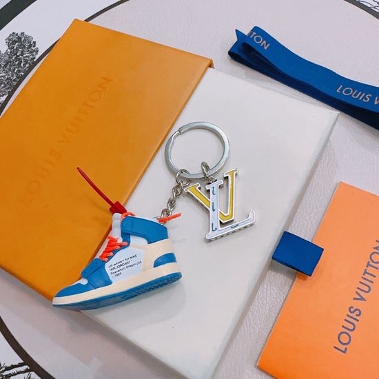 Louis Vuitton LV Vintage Keychain Bag Charm Accessories