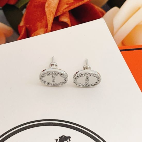 Hermes Silver Stud Earrings Brass Material