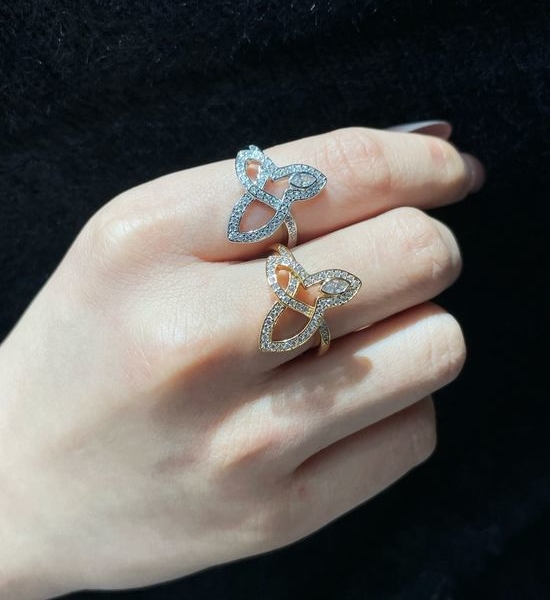 Harry Winston Clover Zircon Inlaid Gold Ring