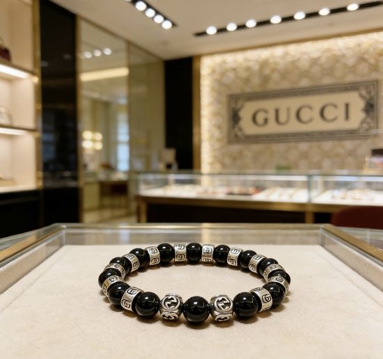 Gucci Vintage Black Onyx Beaded Bracelet