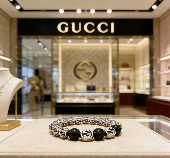 Gucci Vintage Agate Beaded Luxury Bracelet