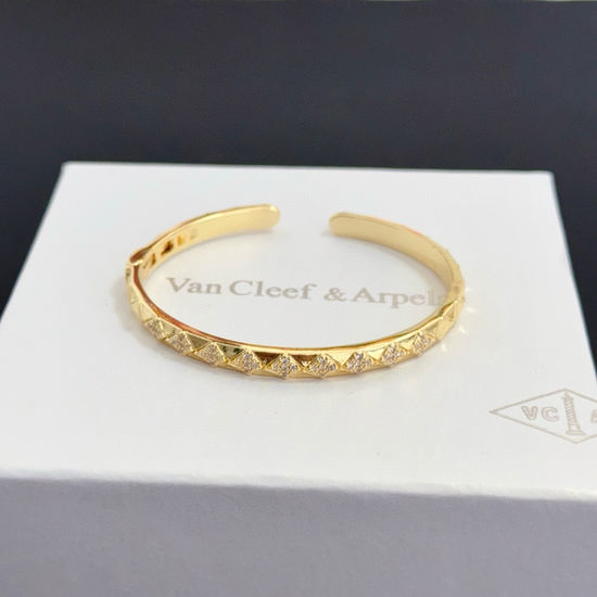 Van Cleef & Arpels VCA Diamond Inlaid Clover Bangle Bracelet