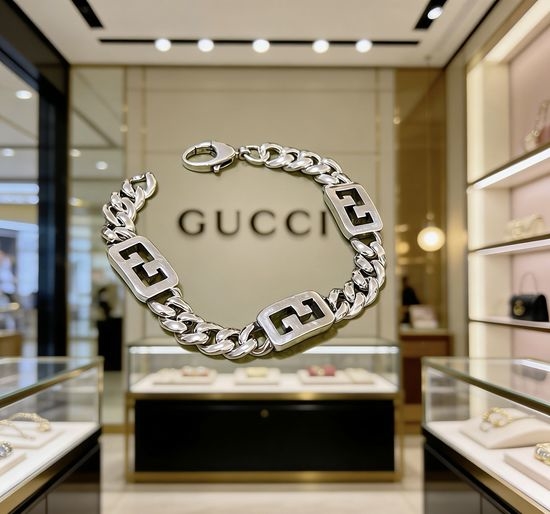 Gucci Classic Delicate Elegant Bracelet