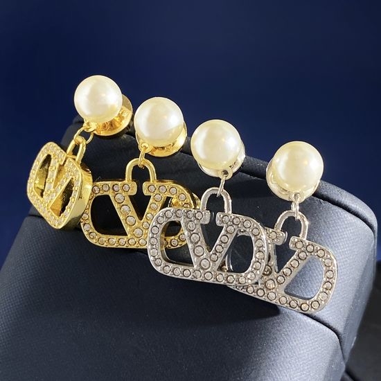 Valentino Rhinestone Pearl Layered Jewelry Set