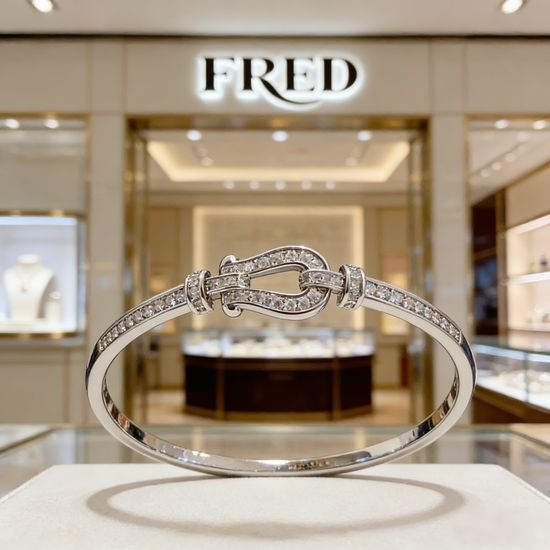 Fred Full Diamond Horseshoe Buckle Bracelet
