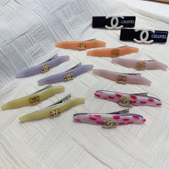Chanel Acrylic Steel Hair Clips Set