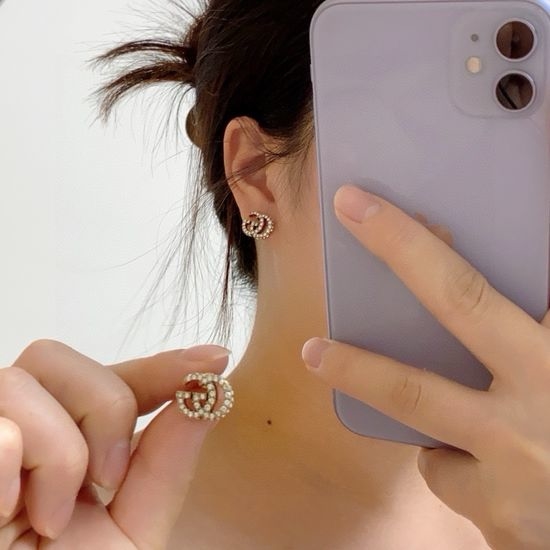 Gucci Double Letter Diamond Stud Earrings