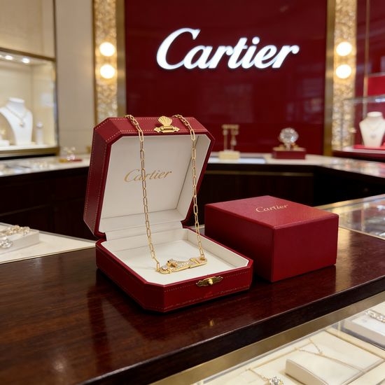 Cartier Cheetah Pattern Inlaid Diamond Necklace