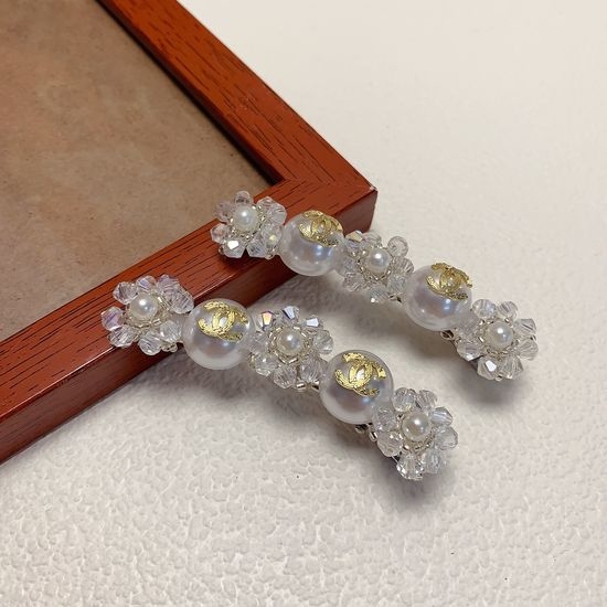 Chanel Crystal Pearl Side Hair Clips Set
