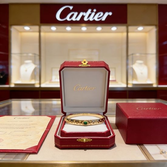 Cartier Diamond Inlaid Premium Bracelet