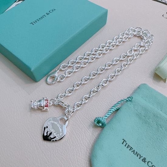 Tiffany & Co. Vintage Style Pendant Necklace