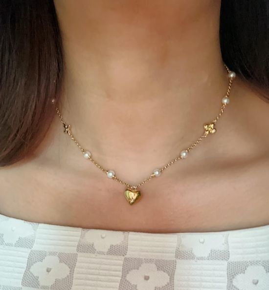 Louis Vuitton LV Heart-shaped Pendant Necklace Exquisite Craft