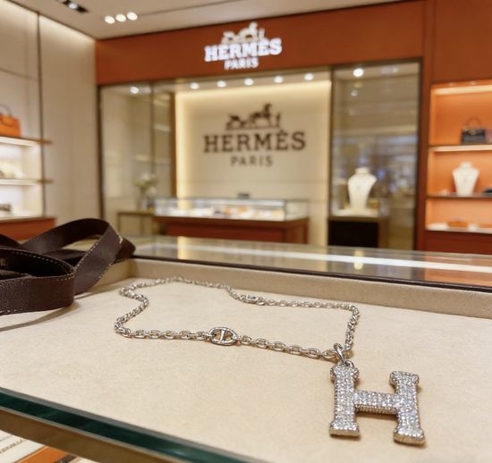 Hermes Pig Nose Shape Pendant Necklace