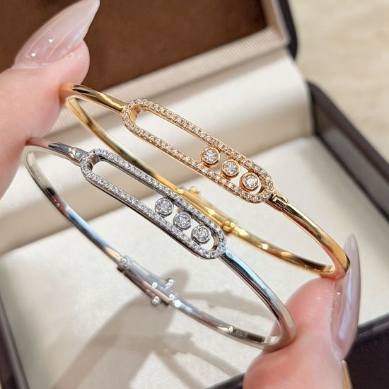 Messika Sliding Three Diamond Bangle Bracelet