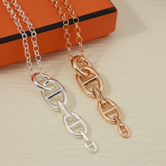 Hermes Hermes Gold-Tone Pig Nose Charm Necklace