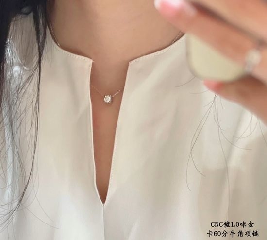 Cartier Horn Shape Pendant Shiny Stone Necklace
