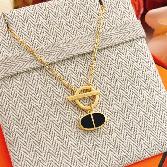 Hermes Black Shell Pig Nose Shape Necklace